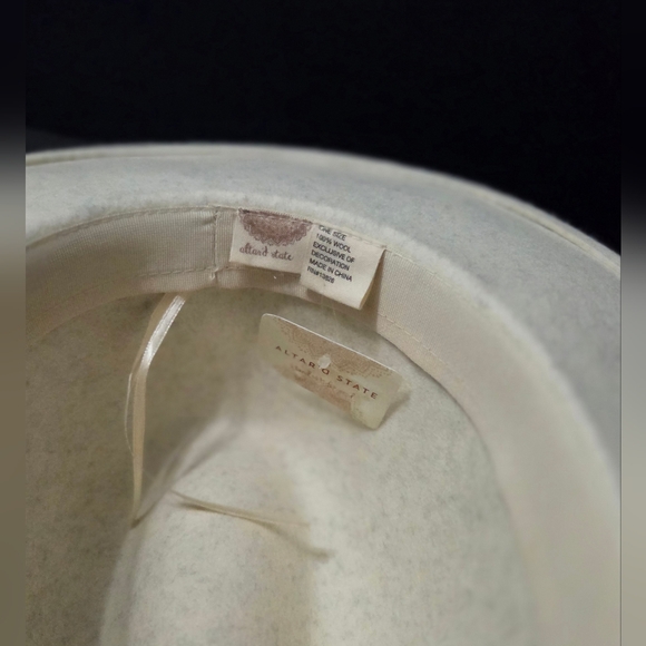 Altar'd State Leopard Belted Wool Hat - Picture 10 of 16